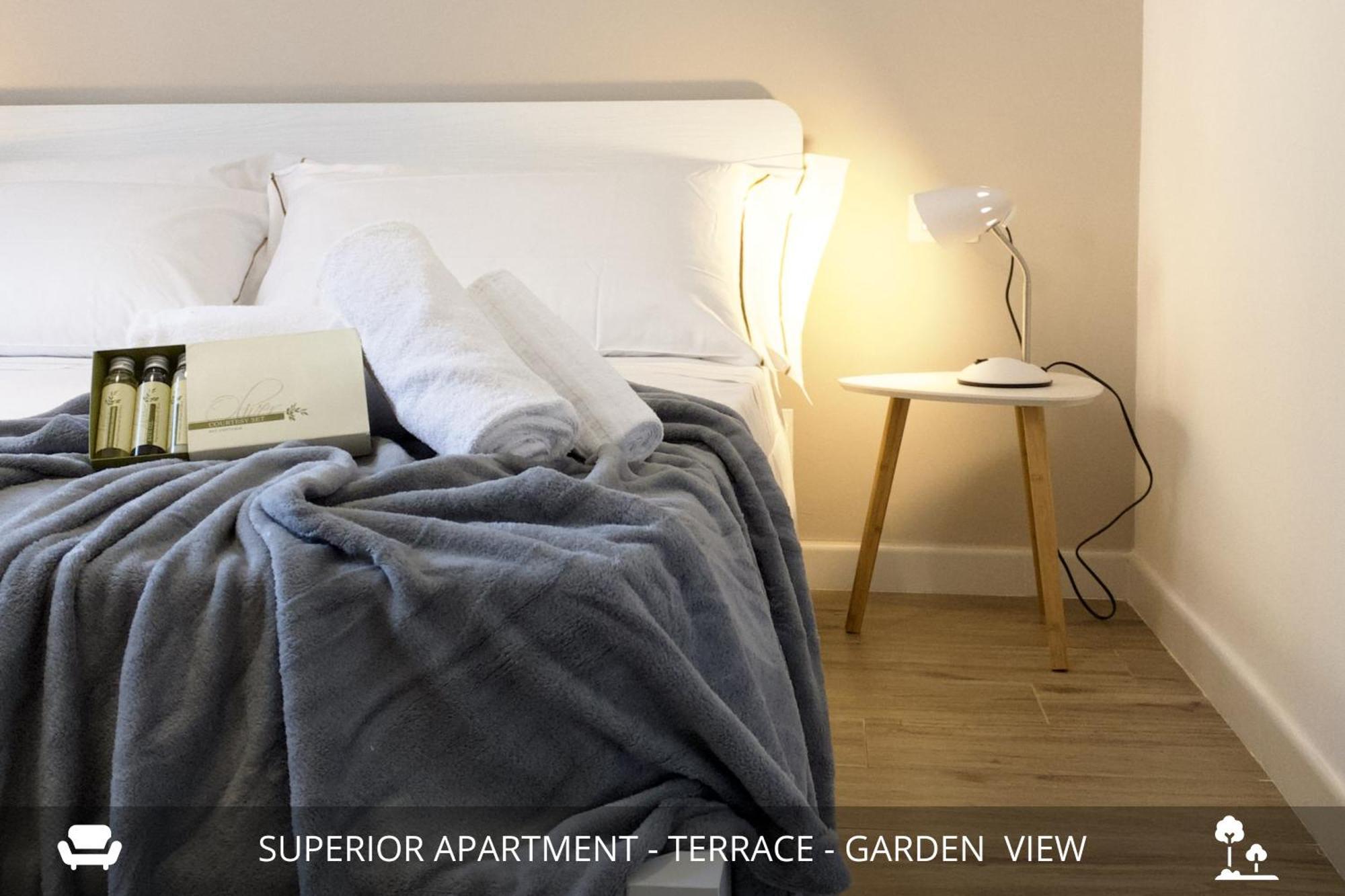 Homey Experience - Design Apartment